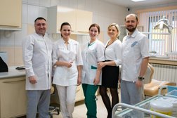 Стоматологическая клиника ДентаЛюкс, с рейтингом 3.3 - находится по адресу Ханты-Мансийский автономный округ, Сургут, улица Республики, 90 