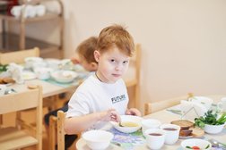 Детский сад Радуга, с рейтингом 4.3 - находится по адресу Москва, Фрунзенская набережная, 50 