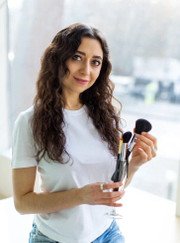 Визажист, бровист Анжелика Авакова