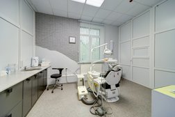 Стоматология Студия Улыбок, с рейтингом 5 - находится по адресу Ставропольский край, Минераловодский муниципальный округ, хутор Красный Пахарь, улица 9 Мая, 5 