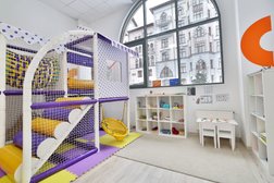 Международный детский клуб Сойка, с рейтингом 4.9 - находится по адресу Краснодарский край, с. Эстосадок, улица Горная Карусель, 6 