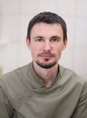 Имплантолог, стоматолог-хирург Владимир Александрович Муляр