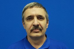Сервисный центр Всё починим, с рейтингом 3.8 - находится по адресу Республика Татарстан, Казань, Декабристов, 117 