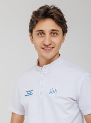 Имплантолог, стоматолог-хирург Рушан Раухатович Кутдусов