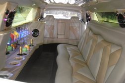 Компания по прокату автотранспорта и автобусов Вояж VIP, с рейтингом 5 - находится по адресу Алматы, Кобикова, 81 