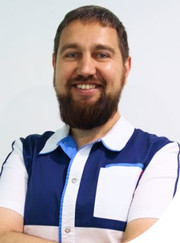 Имплантолог, стоматолог Евгений Константинович Шелегин