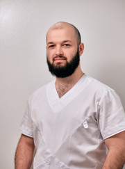 Имплантолог, стоматолог-хирург Гаджимурад Аттабекович Аттабеков