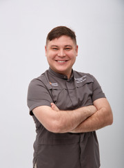 Стоматолог, ортодонт Рафаэль Рафисович Кариев