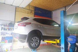 Автотехцентр Az Сервис, с рейтингом 4.8 - находится по адресу Московская область, Подольск, улица Лобачева, вл17а 