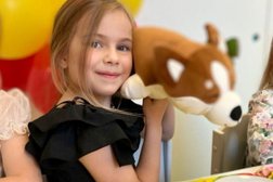 Частный английский детский сад Sun School, с рейтингом 4.7 - находится по адресу Москва, Новочерёмушкинская улица, 17 