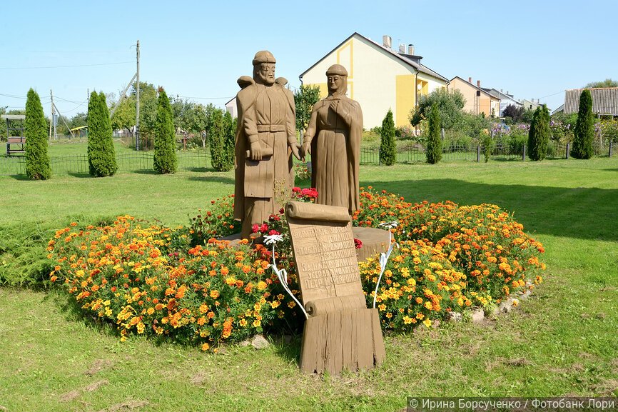 Скульптурная композиция "Святые благоверные Петр и Феврония"
