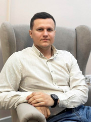Психиатр, главный врач Максим Андреевич Небылица