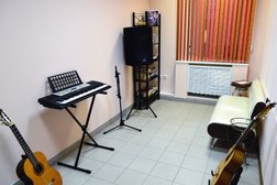 Гитарная студия Аккорд, с рейтингом 4 - находится по адресу Республика Коми, Сыктывкар, Коммунистическая улица, 4 