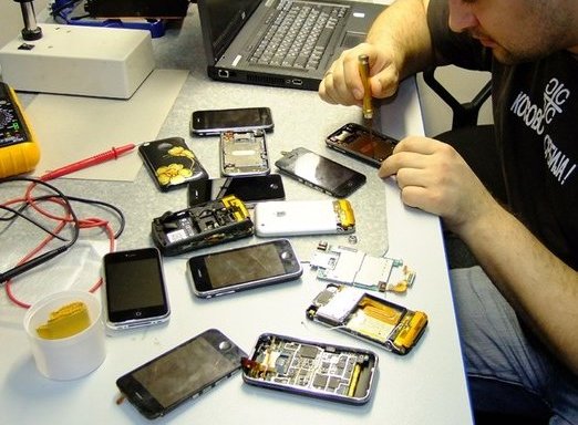 Замена материнской платы iPhone 4 - руководство по ремонту iFixit