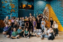 Центр развития творческого потенциала человека ТруДом, с рейтингом 4.5 - находится по адресу Великий Новгород, Большая Санкт-Петербургская улица, 95/1 