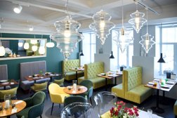 Семейный ресторан Шумли by Olympia, с рейтингом 4.3 - находится по адресу Санкт-Петербург, Казанская улица, 40 