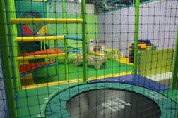 Развлекательный центр Игровая Страна Элефантия, с рейтингом 3.6 - находится по адресу Екатеринбург, Академика Шварца, 17 