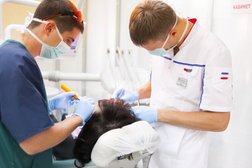 Круглосуточная стоматология Диамант, с рейтингом 3.8 - находится по адресу Самара, улица Советской Армии, 151 