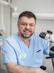 Имплантолог, стоматолог Олег Юрьевич Трусков