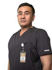 Реаниматолог, анестезиолог Бахтияр Алымжанович Абдухатов