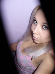 Дизайнер Александра Шароватова