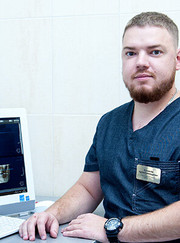 Имплантолог, стоматолог-хирург Артем Александрович Кузьмичёв