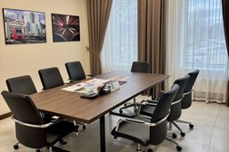 Инвестиционный банк Синара, с рейтингом 4.4 - находится по адресу Краснодар, Центральный внутригородской округ,  микрорайон Центральный, улица Кубанская Набережная, 42 