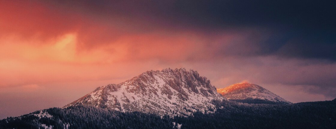 Таганайский горный хребет. Источник фото: unsplash.com