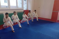Школа боевых искусств Гладиатор, с рейтингом 4 - находится по адресу Владимир, 3-я Кольцевая улица, 12 