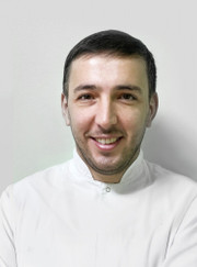 Ортопед, травматолог Руслан Шамхалович Адильханов