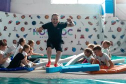 Батутный центр ZkidZ Club, с рейтингом 2.7 - находится по адресу Смоленск, Октябрьской Революции, 9 к4 