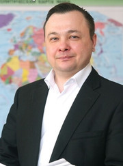 Преподаватель истории, преподаватель по географии Айрат Адгамбикович Муллин