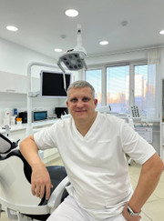 Имплантолог, стоматолог-ортопед Алексей Викторович Миронов