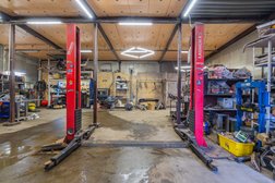 Мастерская GradysGarage, с рейтингом 4.9 - находится по адресу Санкт-Петербург, Колпинский район, посёлок Петро-Славянка, Софийская улица, 127к2 