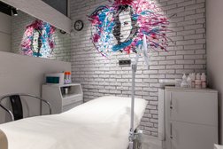 Салон красоты Острова, с рейтингом 4.5 - находится по адресу Москва, Комсомольский проспект, 5/2 