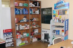 Шиномонтаж на Ипподромной улице, с рейтингом 3.9 - находится по адресу Омск, Ипподромная улица, 2а 