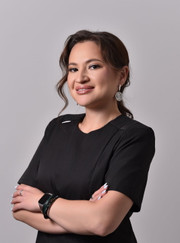 Главный врач, ортодонт Зарина Рафисовна Хасанова