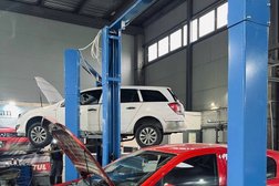 Автосервис Gm Тех, с рейтингом 4.7 - находится по адресу Республика Татарстан, Казань, Гвардейская улица, 55а 