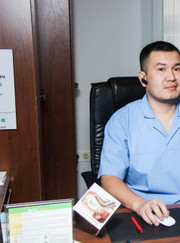 Эндоскопист Ербол Ербол Есмуратов Есмуратов