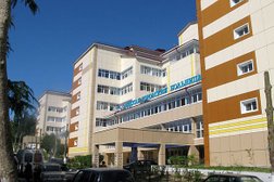 Детская стоматологическая поликлиника Центр охраны материнства и детства г. Сочи, с рейтингом 3.3 - находится по адресу Сочи, ул. Абрикосовая, д. 21А 