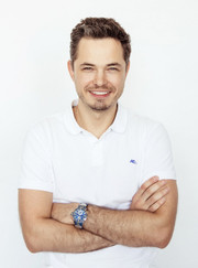 Имплантолог, стоматолог Никита Владимирович Сорокобаткин