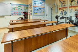 ЧОУ ДПО Казанская школа высшего водительского мастерства, с рейтингом 4 - находится по адресу Республика Татарстан, Казань, улица Побежимова, 36 