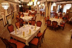 Besini, с рейтингом 4 - находится по адресу Казахстан, Алматы, ущелье Алмаарасан, 1 