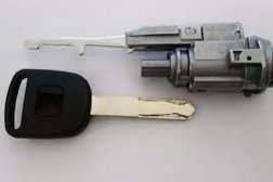 Служба ремонта и вскрытия автомобильных замков , с рейтингом 5 - находится по адресу Алматы, микрорайон Кулагер, 29 