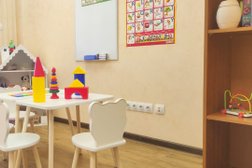 Академия Boom kids, с рейтингом 4.9 - находится по адресу Москва, Ново-Переделкино, 119634, Лукинская улица, 16 