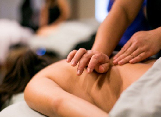 Нәресте мен Карлсонның жыныстық қатынасы