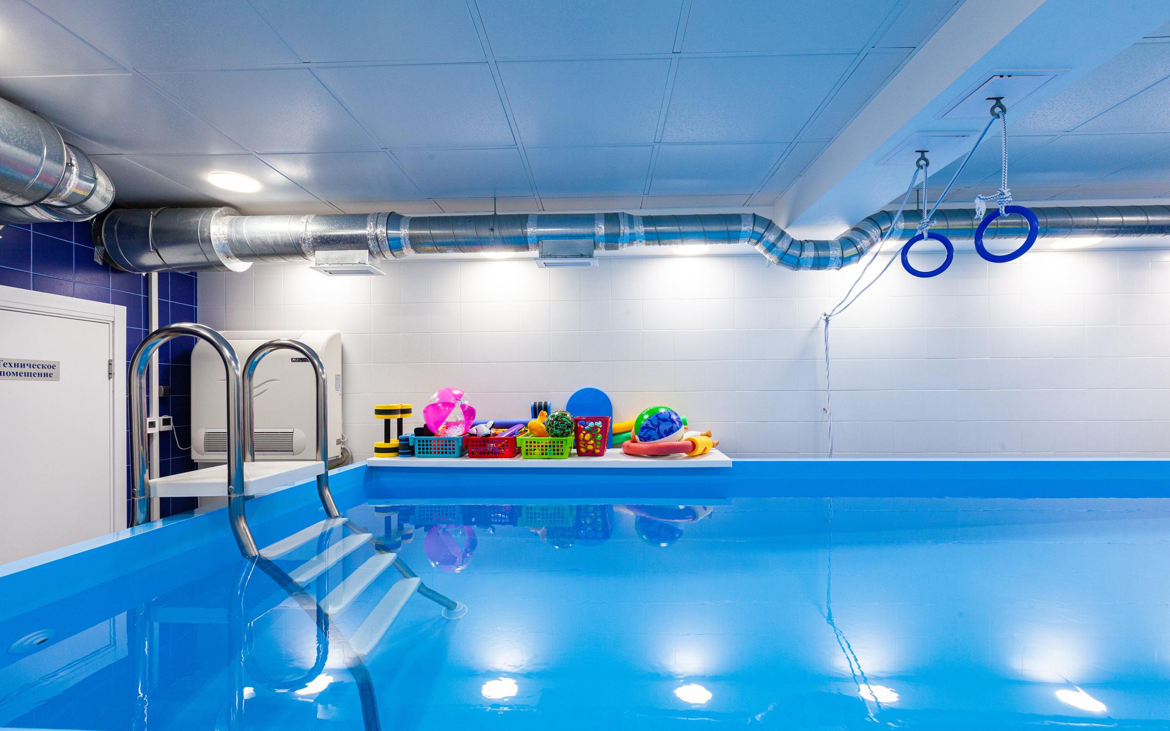 Aquababyclub, бассейн грудничкового и раннего плавания на улице Свободы ...