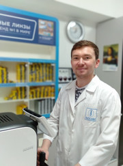 Офтальмолог Куаныш Серикович Тукешев