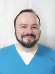 Психотерапевт, мануальный терапевт Юрий Уматович Арапиев