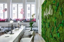 Ногтевая студия Skynails, с рейтингом 4.2 - находится по адресу Москва, улица Большая Дмитровка, 32с1 